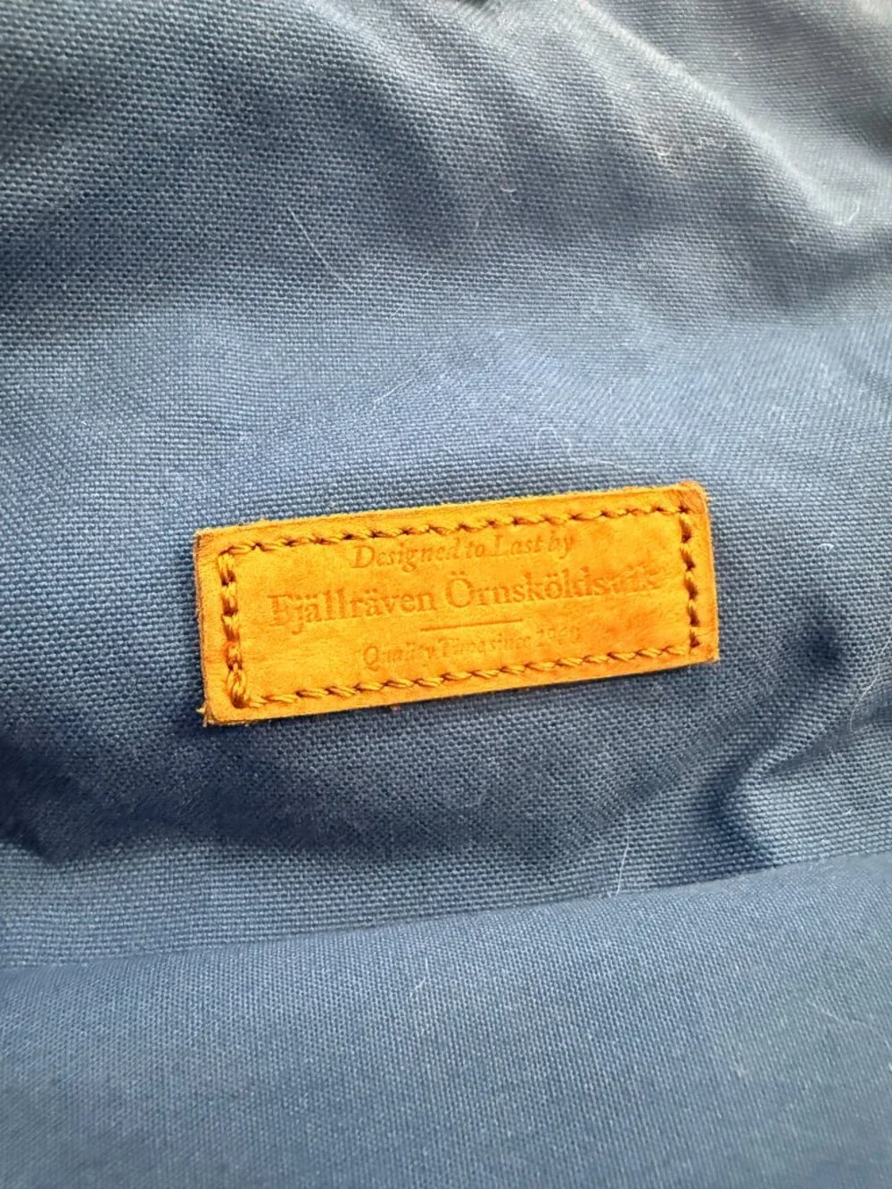 Fjallraven Crossbody Satchel Purse/Bag - Picture 3 of 3